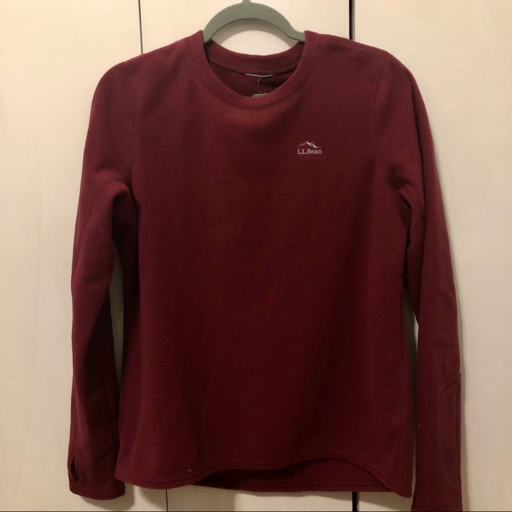Burgundy fleece pullover with thumb holes